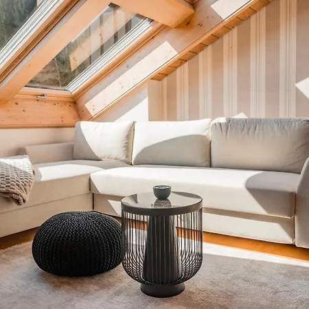 Loft Alpenpanorama Mit 2 Balkonen Daire Bolsterlang