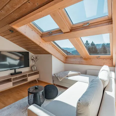 Loft Alpenpanorama Mit 2 Balkonen Daire